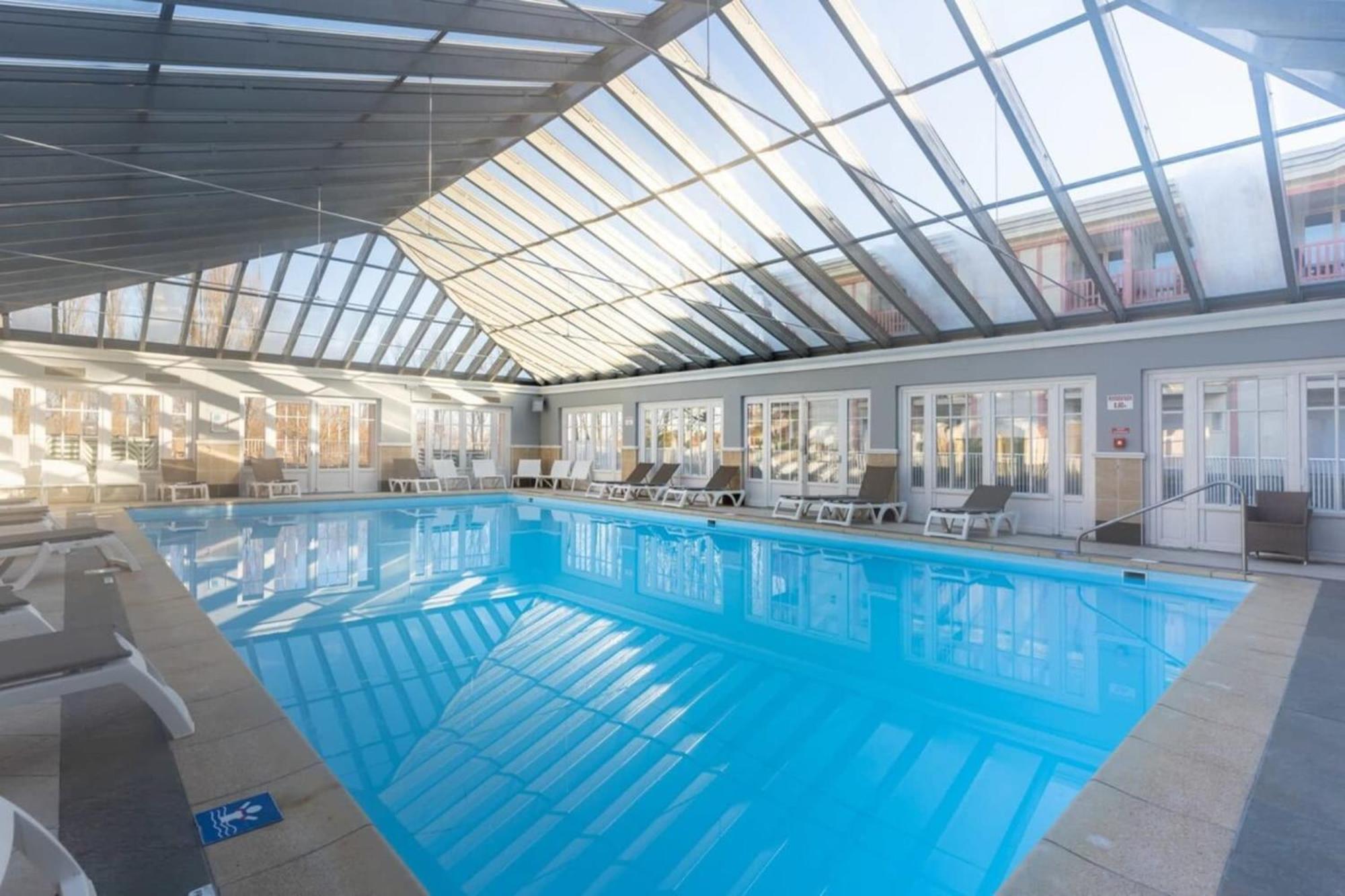 Beautiful Flat With Swimming Pool Tennis Court And Private Car Parking 109 Le Touquet Exterior photo